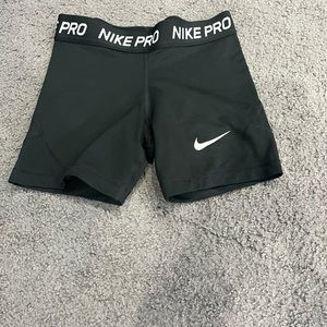 Girls Nike Pro Shorts